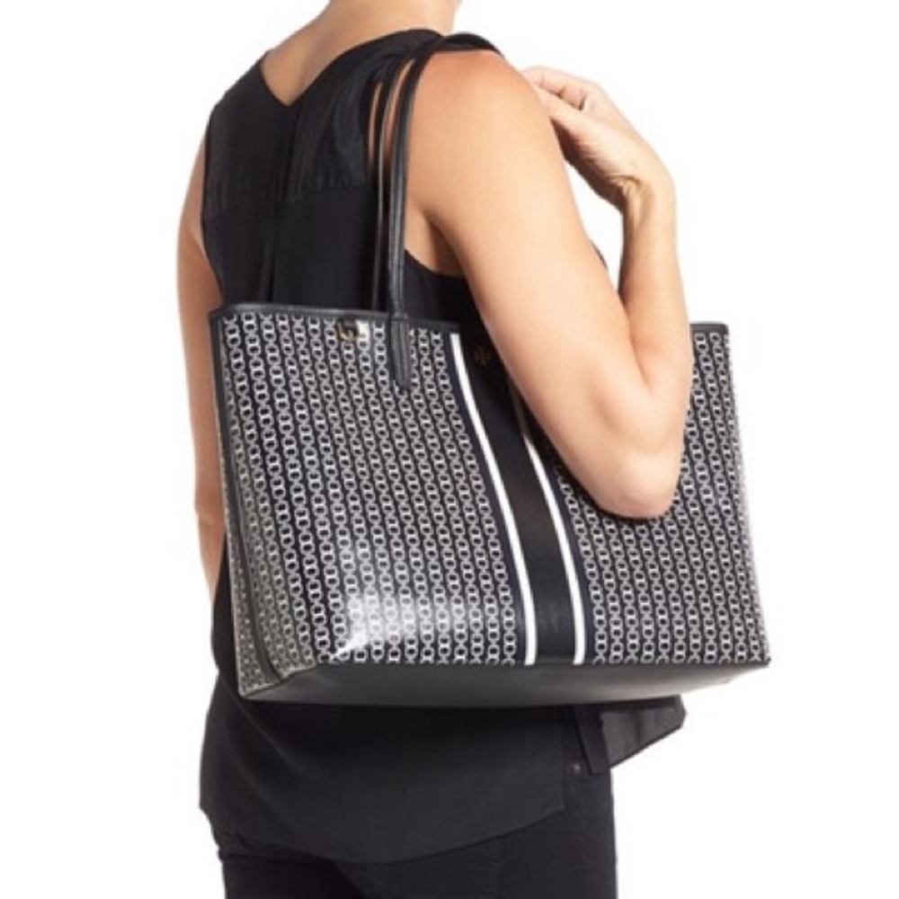 Tory Burch Gemini Link Tote MINT With Tassel Charm